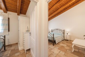 2 quartos, ferros/tábuas de passar roupa, Wi-Fi de cortesia