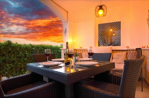 Outdoor dining - Townhouse overlooking golf course (La Torre Golf Resort)