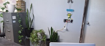 코라텔 인 앤드 스위트 바이 재스퍼 앤서니