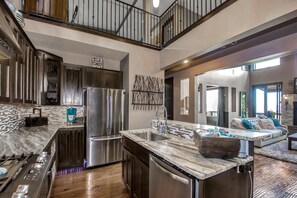 Interior - Private custom entertaining home on the hill w view of valley & river (bonney lake)