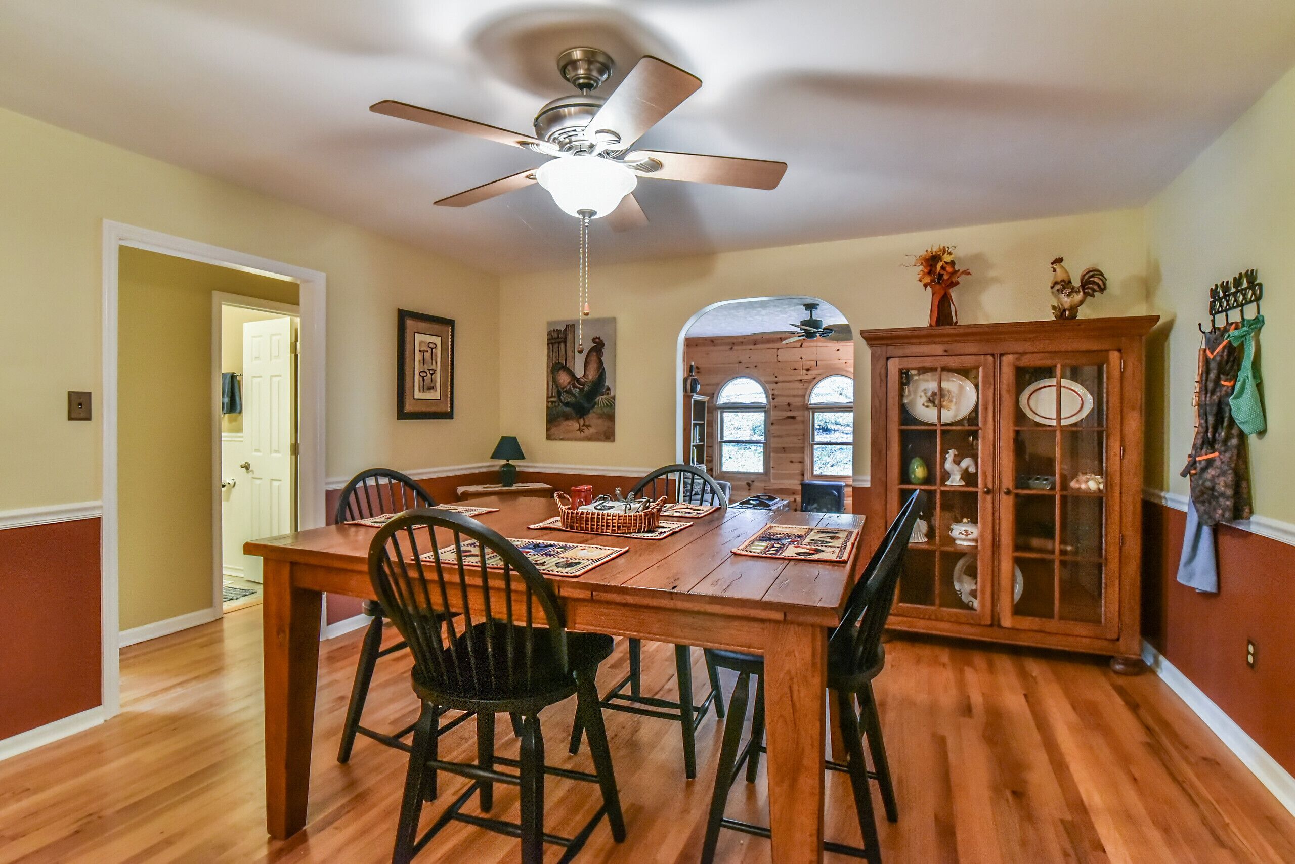 House, 3 Bedrooms, Fireplace | In-room dining