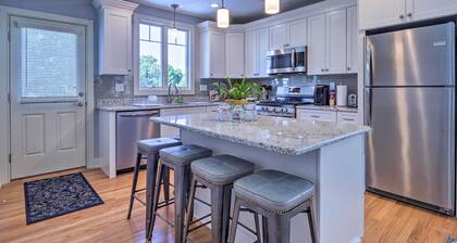 New London Hideaway Near Beaches & Local Spots!