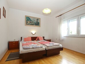 2 bedrooms, internet