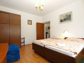 2 Schlafzimmer, Internetzugang