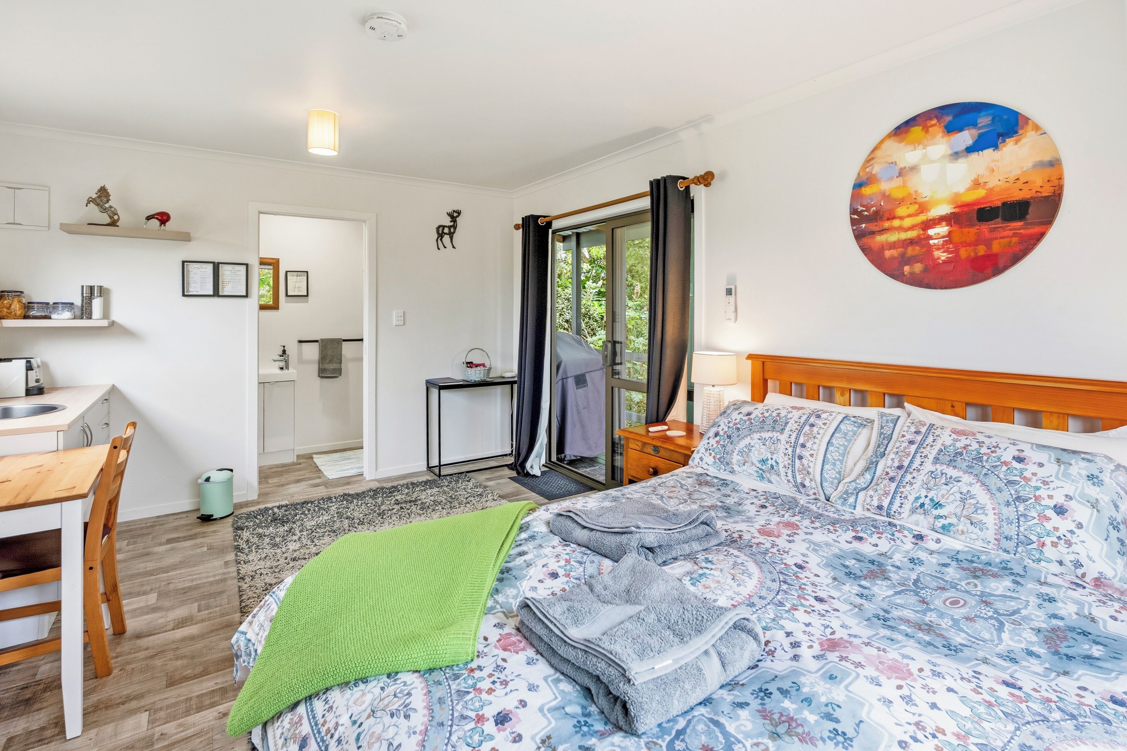 1 bedroom, desk, soundproofing, iron/ironing board