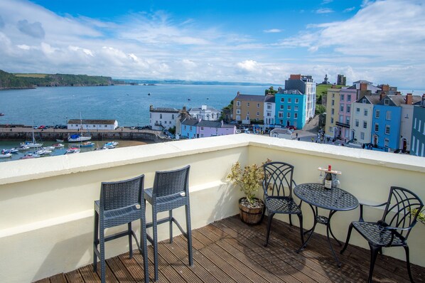 Exterior - St. Julians View - 1 Bedroom - Tenby (Tenby)
