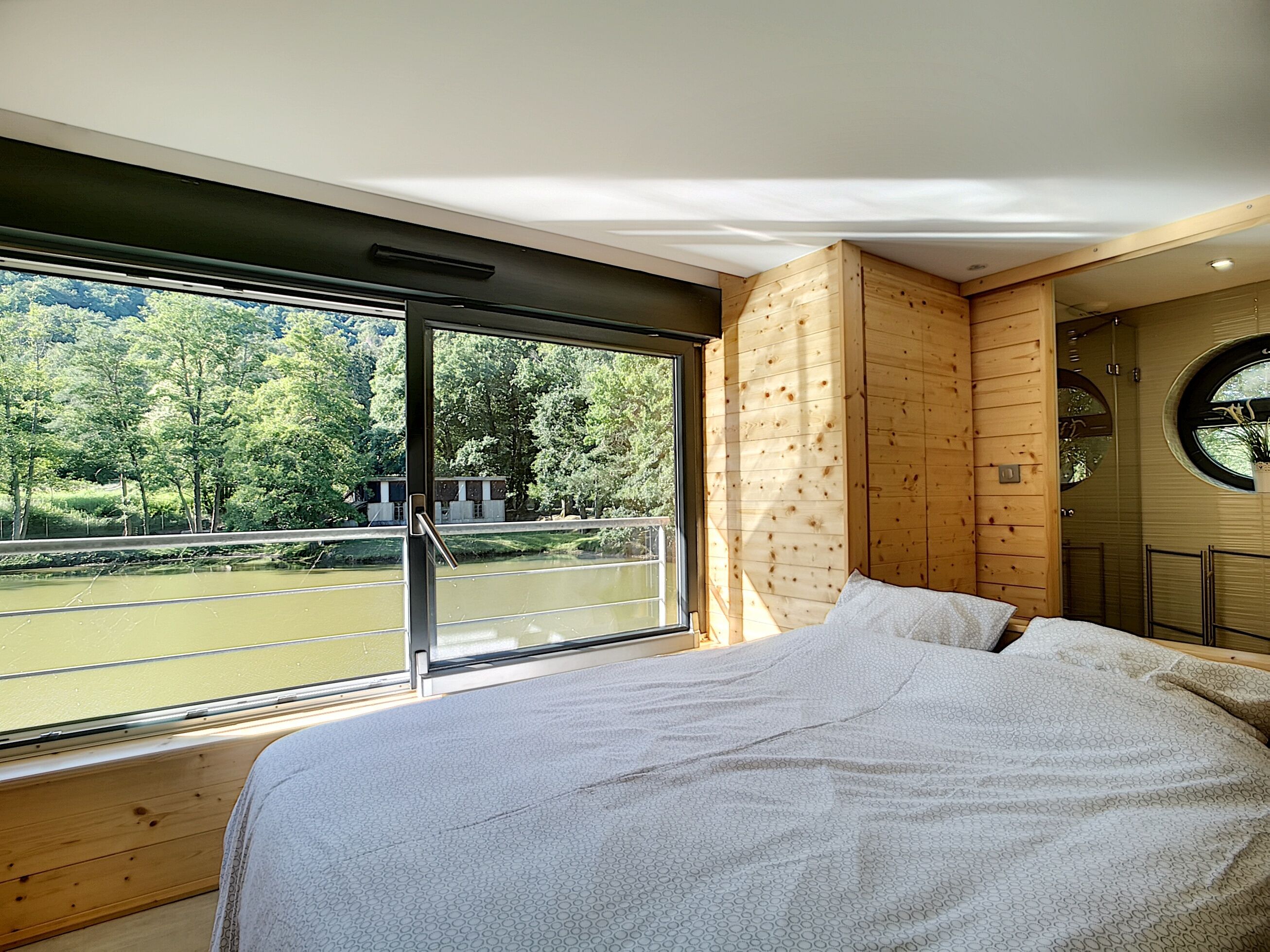 2 chambres, Wi-Fi, draps fournis