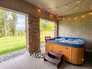 Baignoire à remous extérieure
