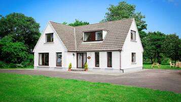 Rumah, Beberapa Tempat Tidur | Eksterior