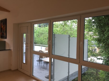 Interior. Wohnen im Grünen