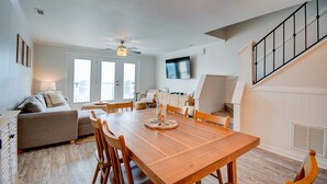 Dining - Oceanfront 2BR condo at Villa Capriani 317A, North Topsail Beach, perfect for families. (North Topsail Beach)
