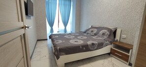 1 bedroom, iron/ironing board, WiFi