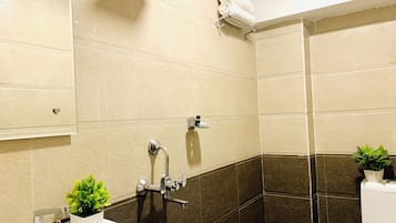 Executive Double Room | Bathroom