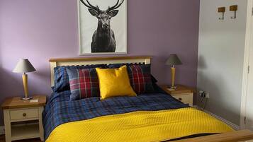 2 soverom, strykejern/-brett, reiseseng for barn og wi-fi (inkludert)