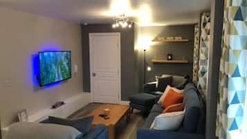 Living area | Smart TV