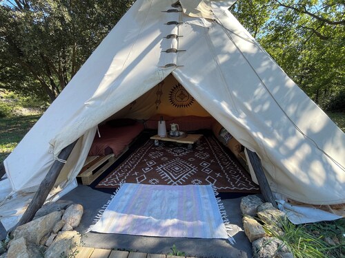 Naskapi a real Amerindian tepee 