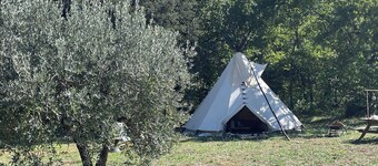 Naskapi a real Amerindian tepee