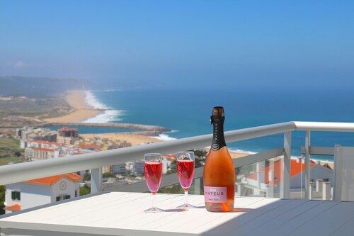Nazaré Views I - Terrace, Pool & Sea View