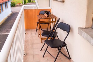Property grounds - Homerez - House in Berrwiller (Berrwiller)