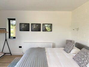 1 chambre, fer et planche à repasser, lit parapluie, Wi-Fi gratuit