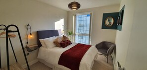 2 bedrooms, WiFi - Glassworks (Hemel Hempstead)