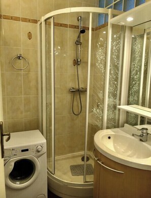 Bathroom - Nice apartment With Terrace Facing The Sea (La Baule-Escoublac)