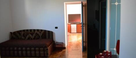 2 bedrooms, Internet