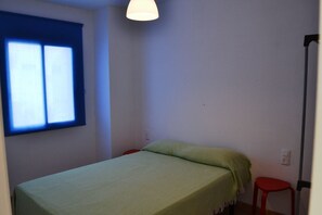 2 habitaciones, wifi gratis y ropa de cama