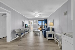TV - Ocean Forest Villas 🏖️ Oceanfront 🏖️ (Myrtle Beach)