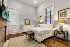 1 bedroom, iron/ironing board, bed sheets - Modern 1-BD Near French Quarter | Walk to Superdome (New Orleans)