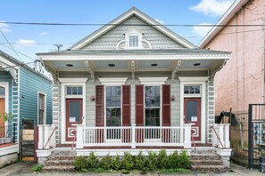 Exterior - Modern 1-BD Near French Quarter | Walk to Superdome (New Orleans)