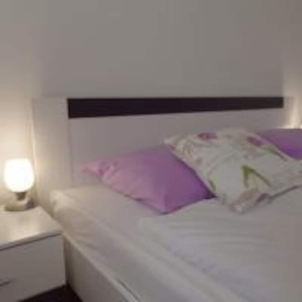 4 chambres, lit de bébé portatif, accès au Wi-Fi (inclus)