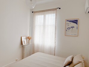 1 室のベッドルーム、アイロン / アイロン台、WiFi (無料)、ベッドシーツ
