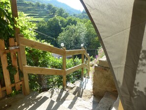 Property grounds - Family home in the heart of the Parc des Monts d'Ardèche for a relaxing break (ST PIERREVILLE)