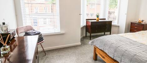Cottage | 3 bedrooms, individually decorated, individually furnished, free WiFi
