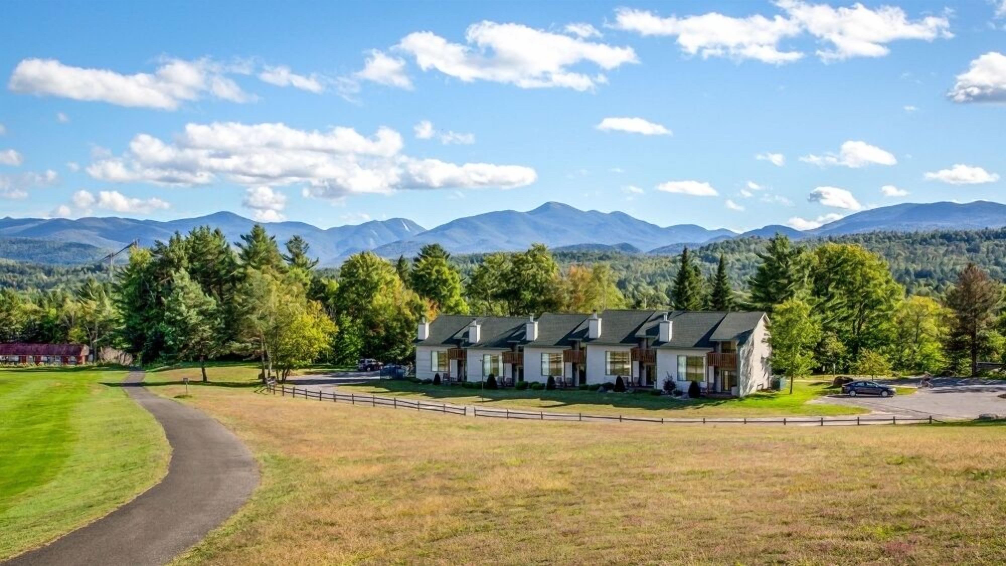 Newly-renovated 2BR Condo Ideal for Romantic Getaway