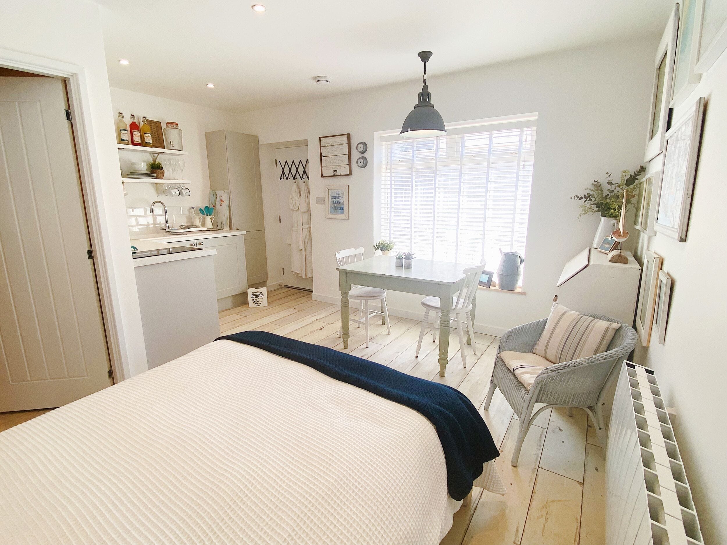 Cottage | 1 bedroom, individually decorated, individually furnished, free WiFi