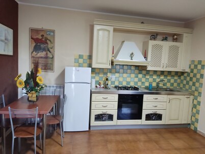 Cozy apartment within walking distance of downtown