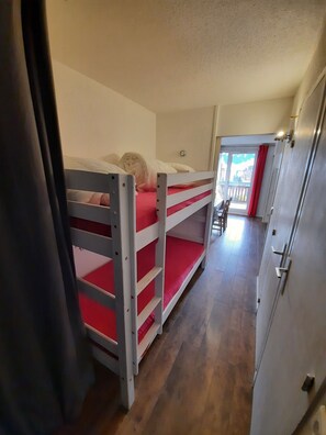 1 bedroom, free WiFi