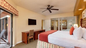 1 Schlafzimmer, Zimmersafe, Schreibtisch, Bügeleisen/Bügelbrett