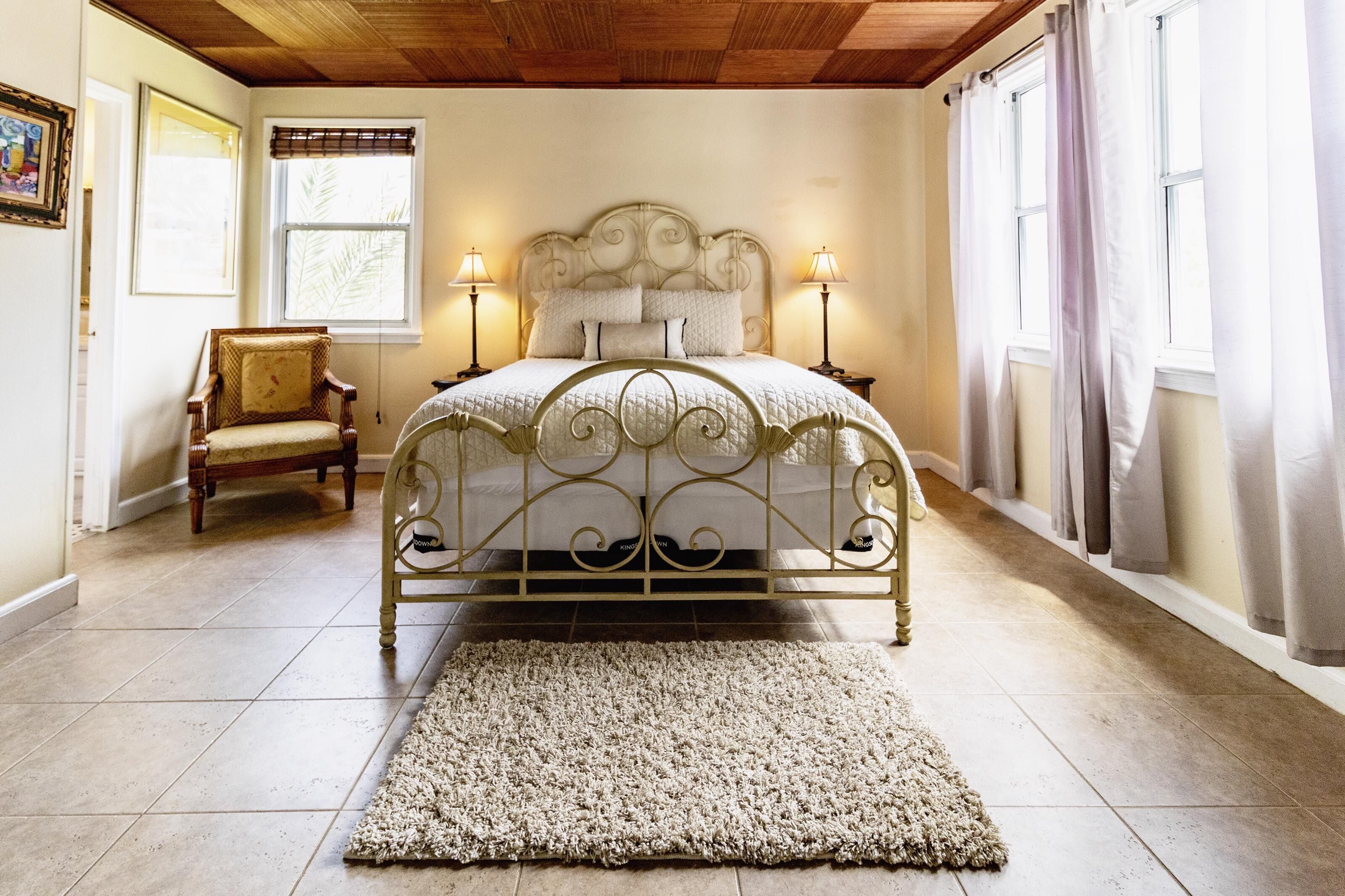 2 chambres, fer et planche à repasser, Wi-Fi gratuit, draps fournis