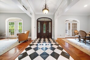 Interior - Norris Lake Manor-Exquisite Waterfront with *Private Dock *Pool *Hot tub *Game room (Caryville)