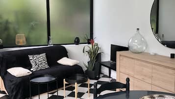 Smart TV, books