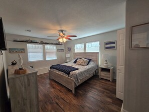3 bedrooms, WiFi, bed sheets