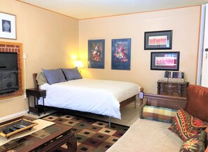 1 غرفة نوم ومكواة/لوح كي وواي فاي مجانًا وملاءات أسرّة