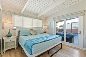3 bedrooms, iron/ironing board, travel crib, free WiFi