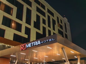 Exterior - Metria Hotel  (León)