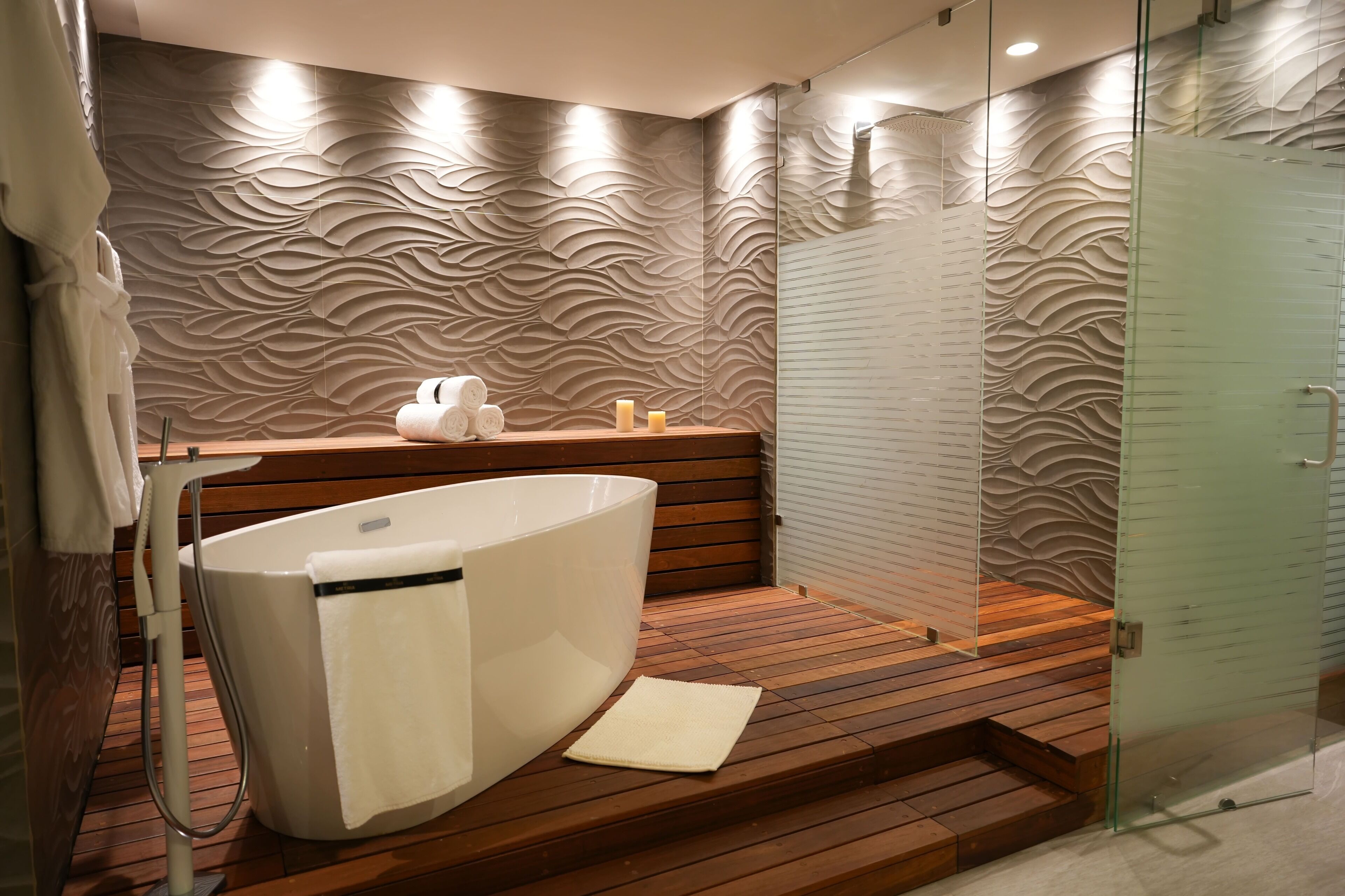 presidential room, 1 bedroom, hot tub, city view | bathroom | shower, rainfall showerhead, free toiletries, hair dryer