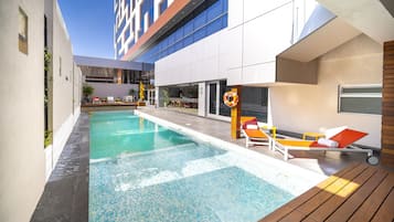 Outdoor pool, sun loungers