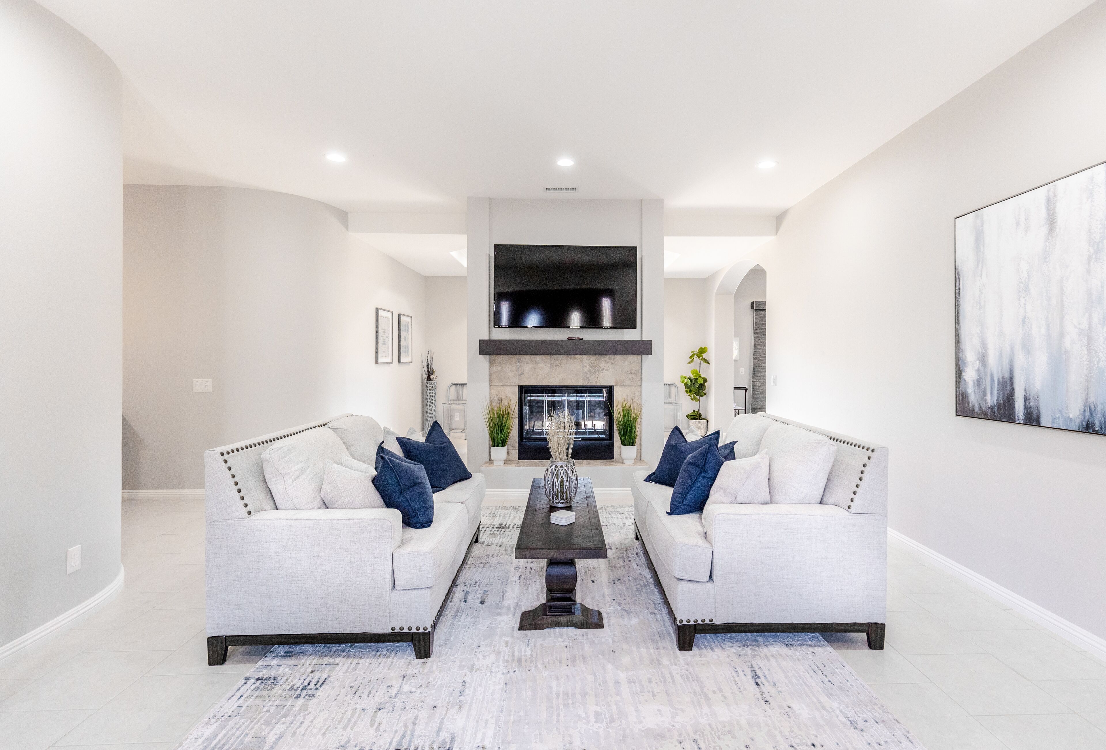 Smart-TV, videospill, DVD-spiller og fotballspill